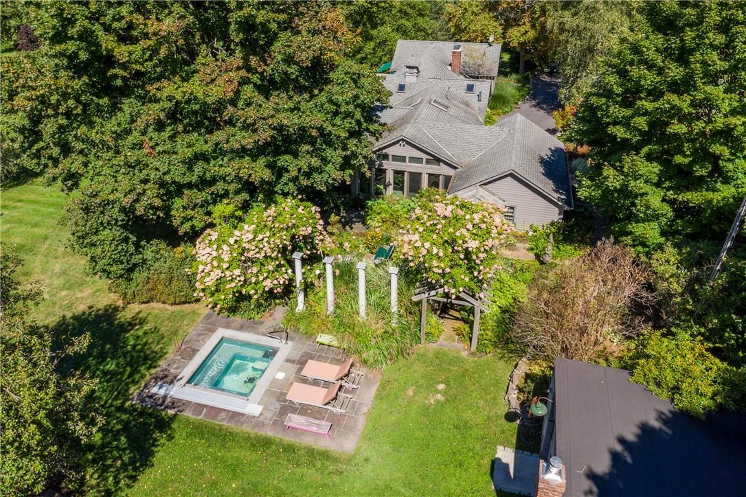 139 Old Quaker Hill Road