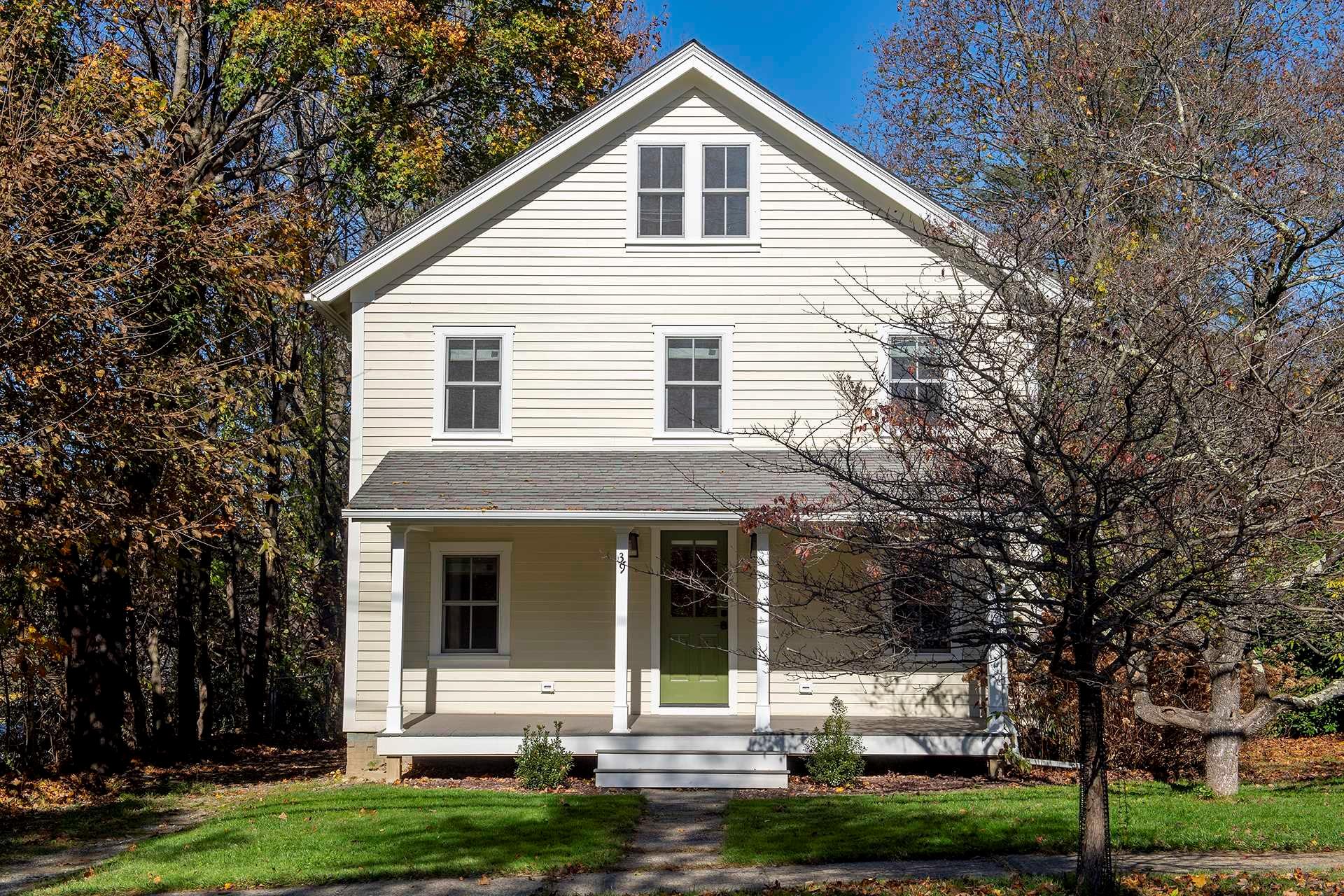 39 MERRITT Avenue