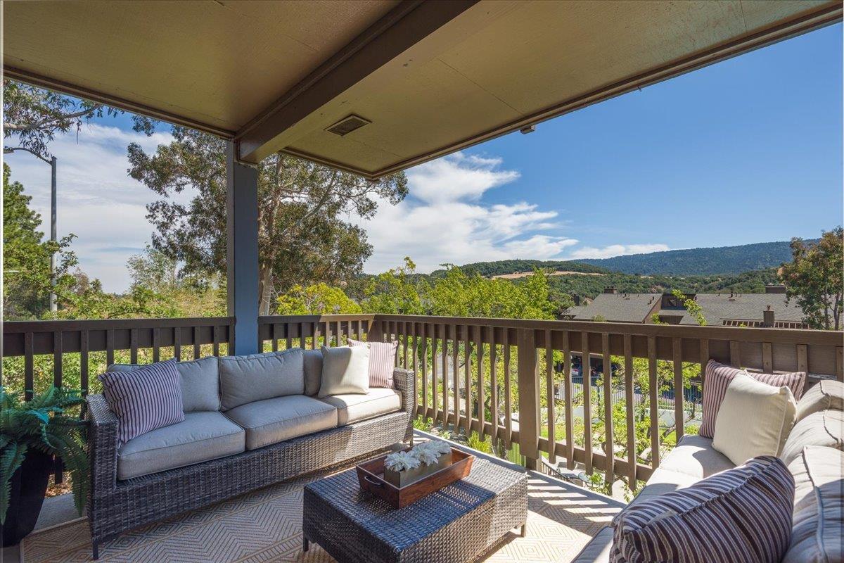 3330 LA MESA DR 8