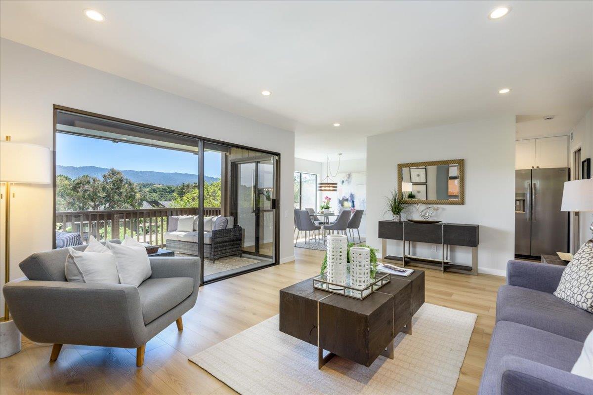 3330 LA MESA DR 8