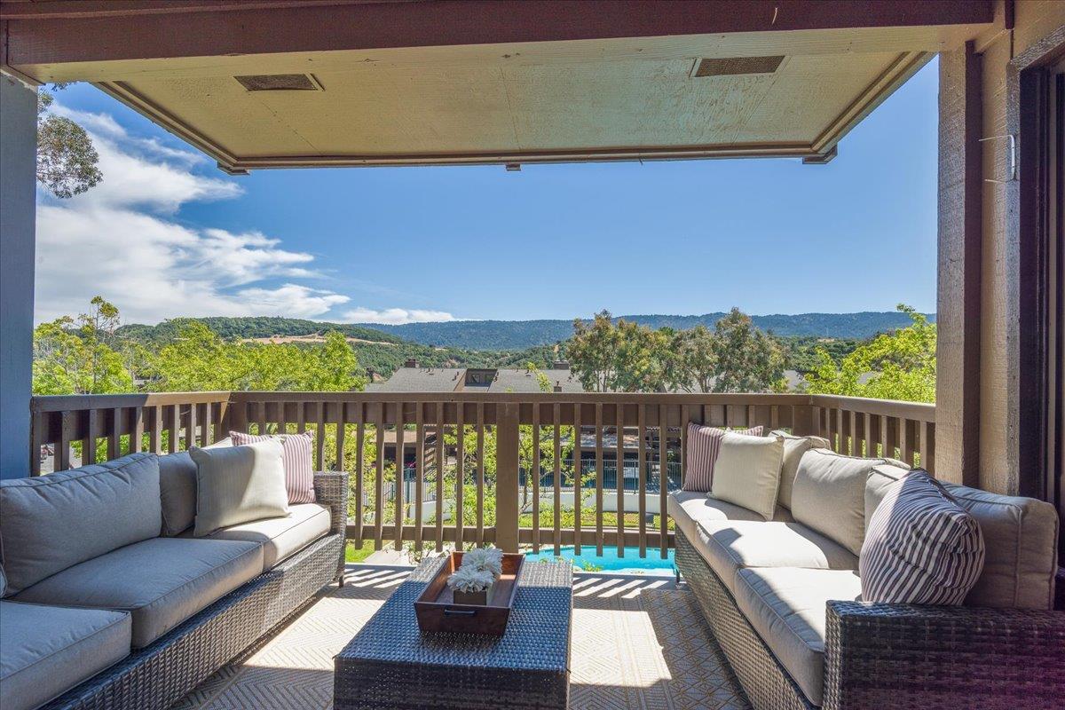 3330 LA MESA DR 8