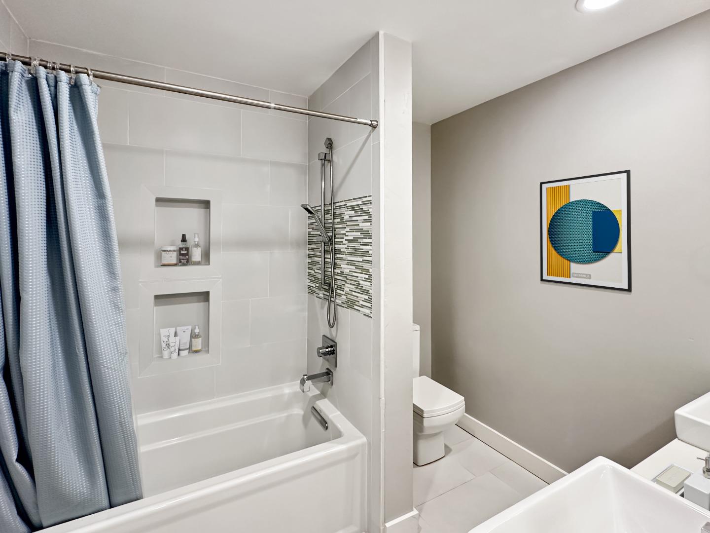 3568 Amherst CT