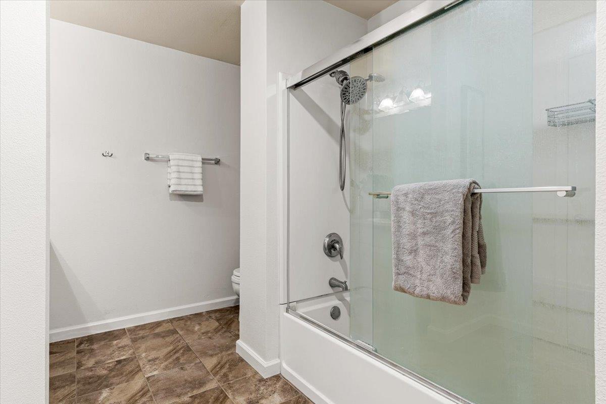 1550 Technology DR 2068