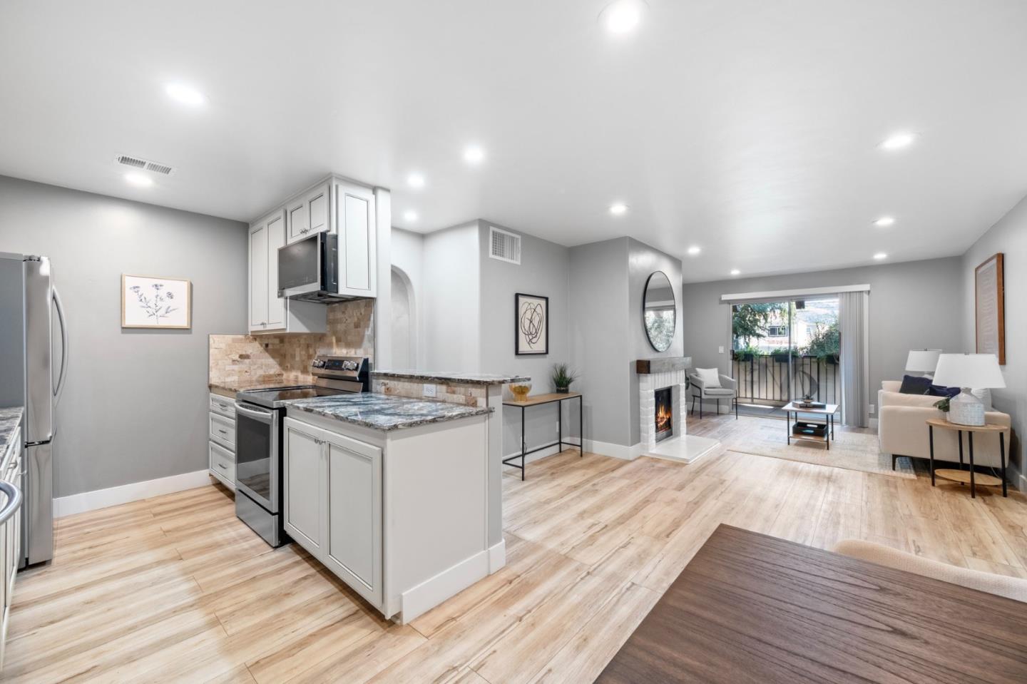 259 N Capitol AVE 202