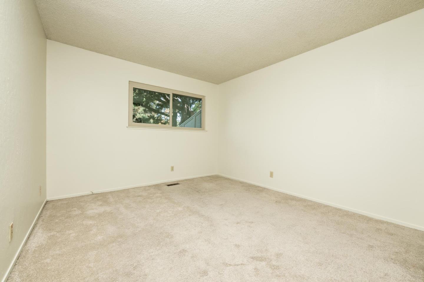 15 Havenridge CT