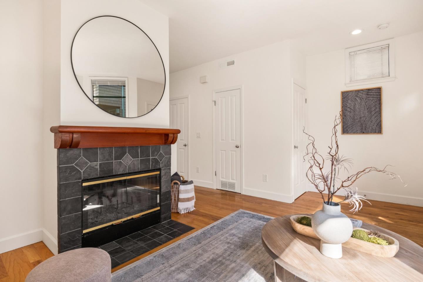 2012 Hearst AVE B