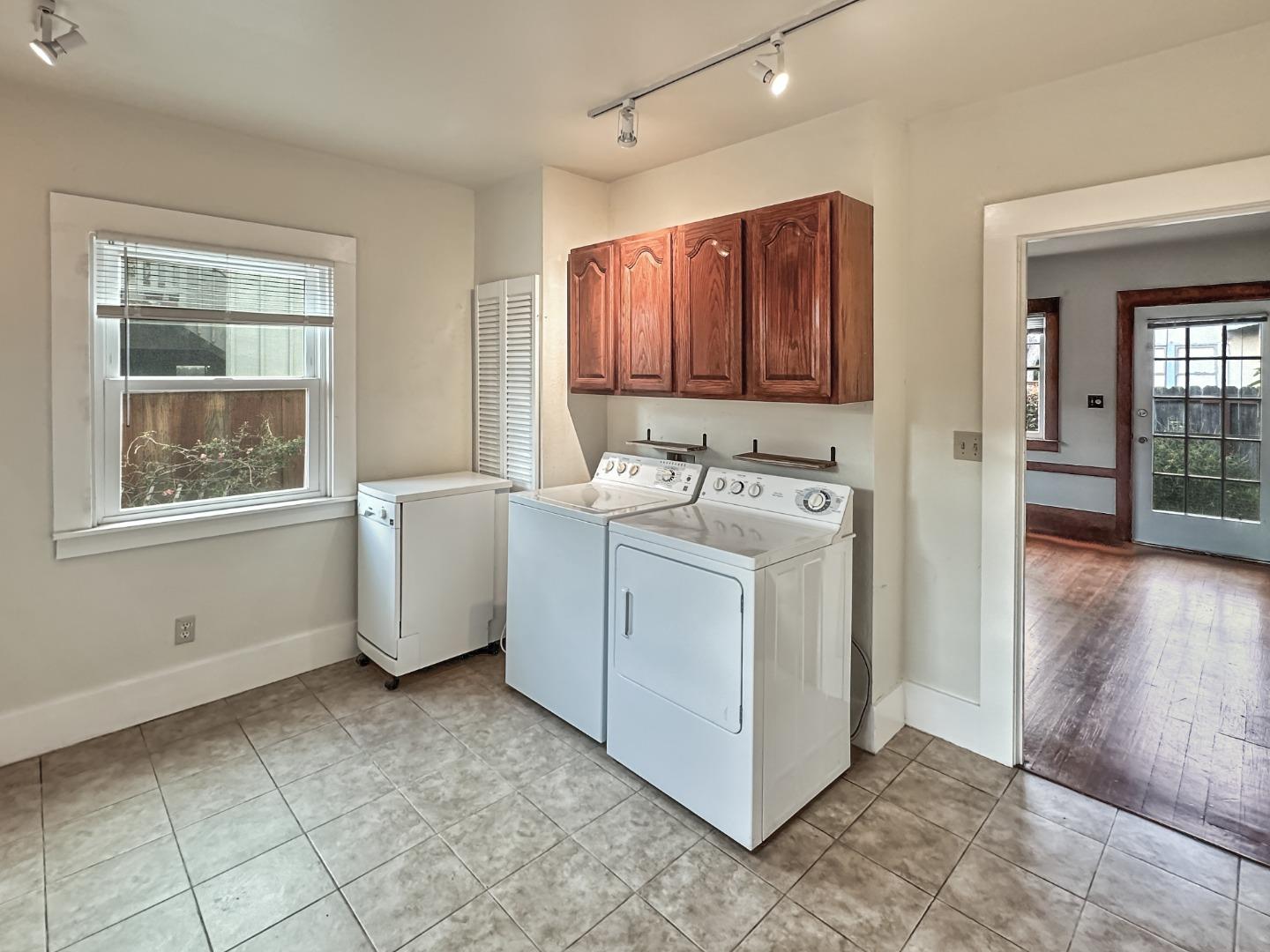 815 Highland AVE