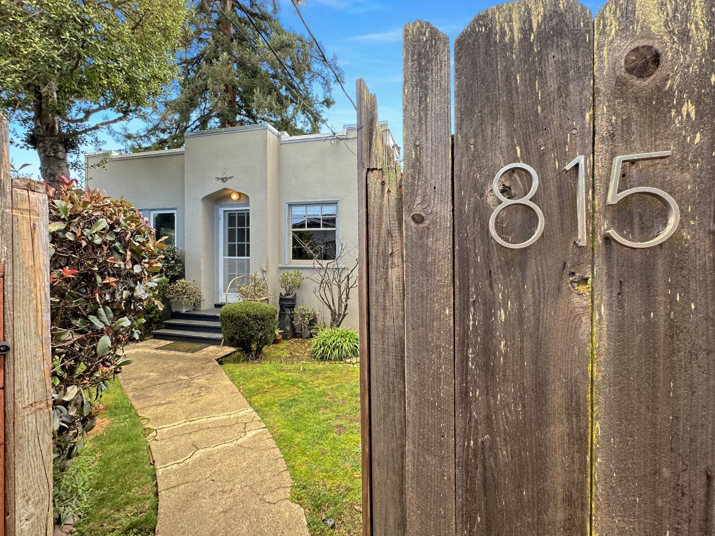 815 Highland AVE