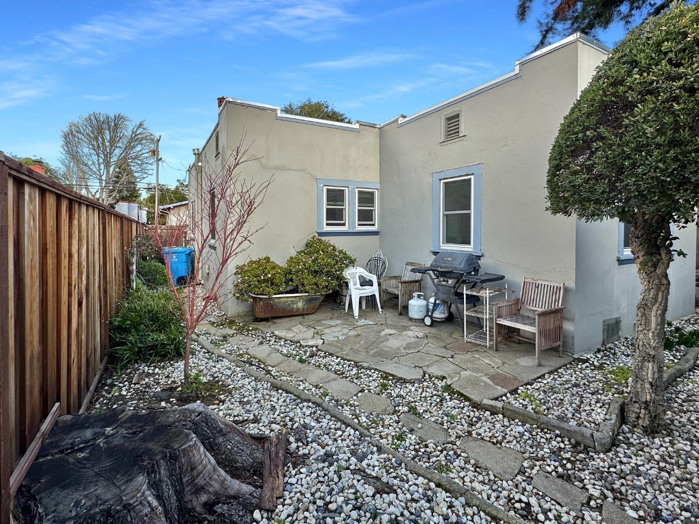 815 Highland AVE