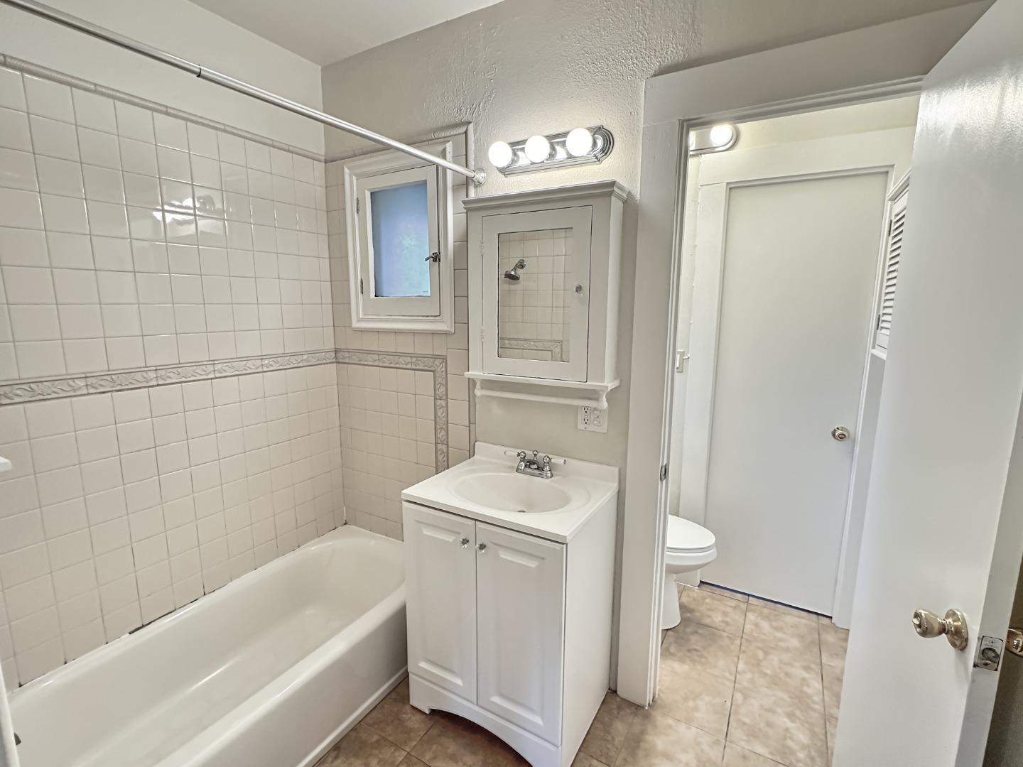 815 Highland AVE
