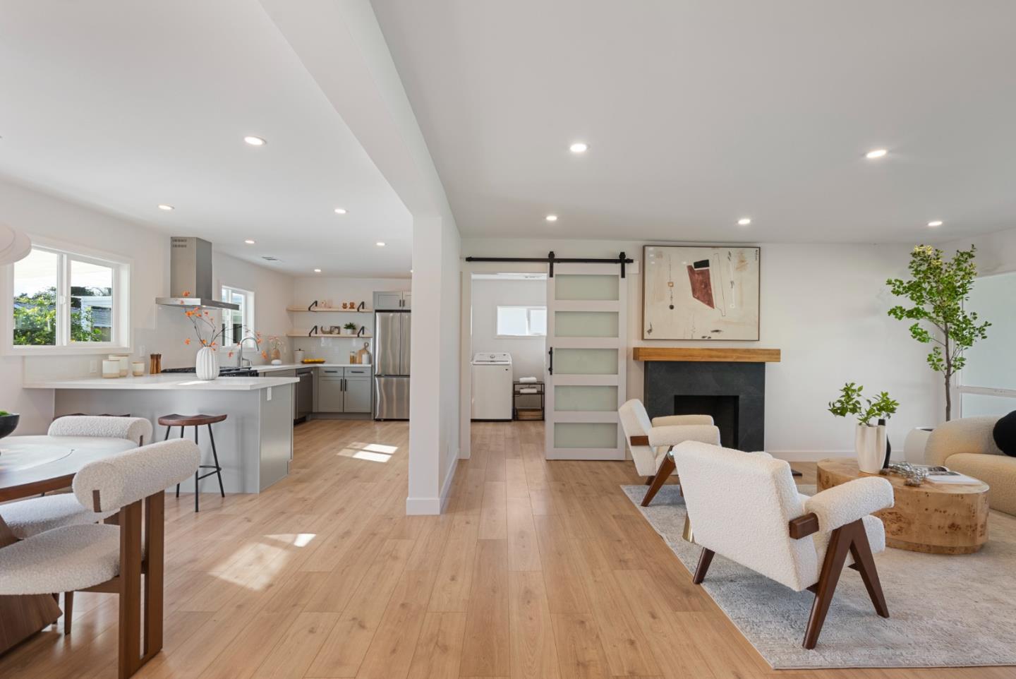 3448 Bay RD