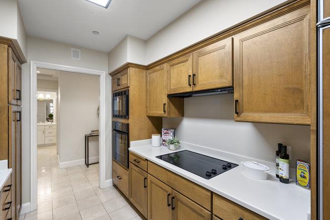 555 Byron ST 104