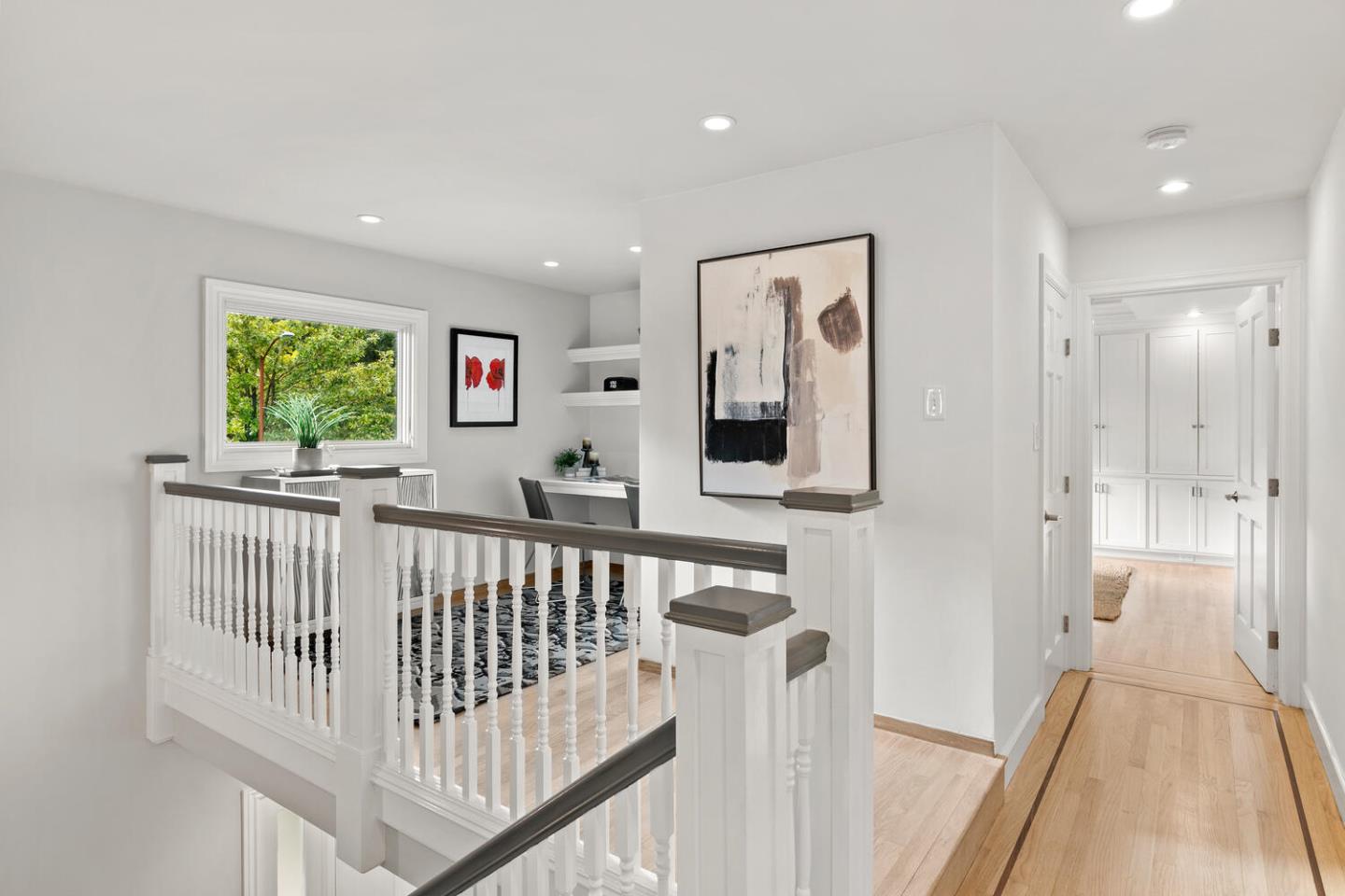 2990 Arguello DR