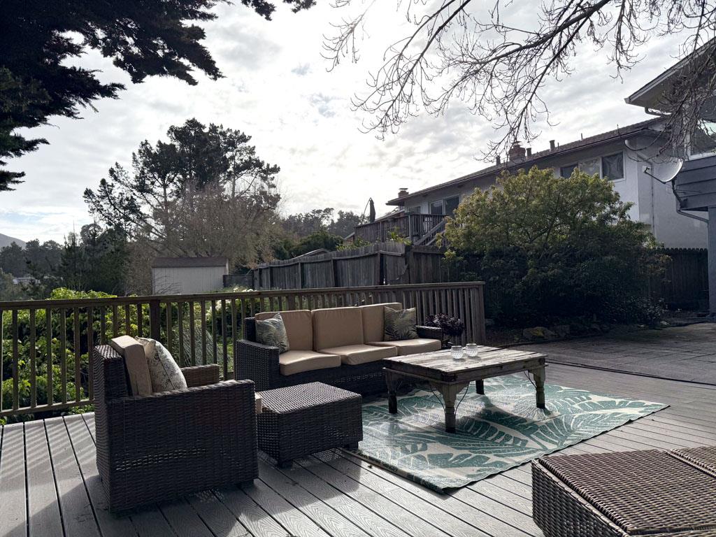 1344 Redwood WAY