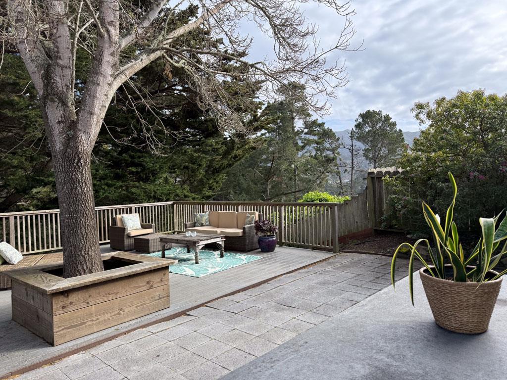 1344 Redwood WAY