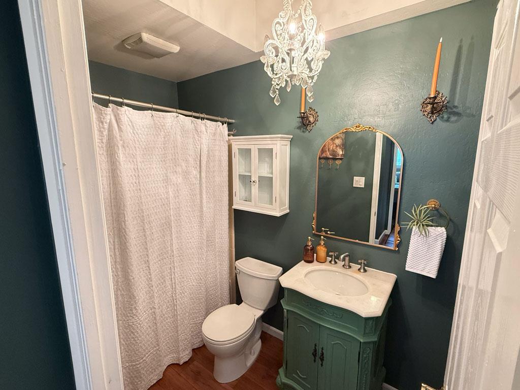 1344 Redwood WAY