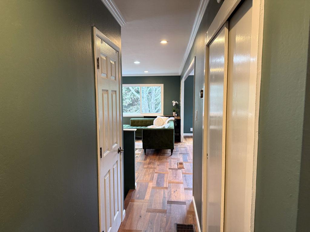 1344 Redwood WAY