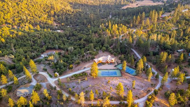 2081 Ponderosa Way