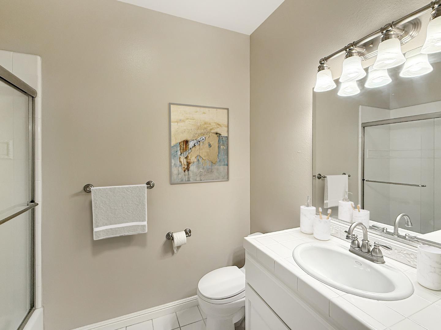 456 Gabilan Street 3