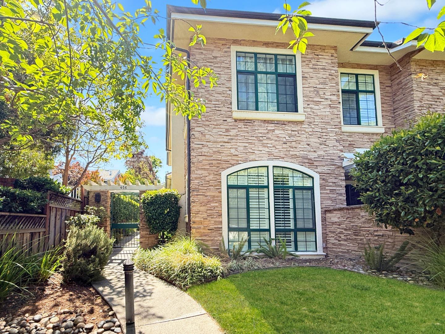 456 Gabilan Street 3