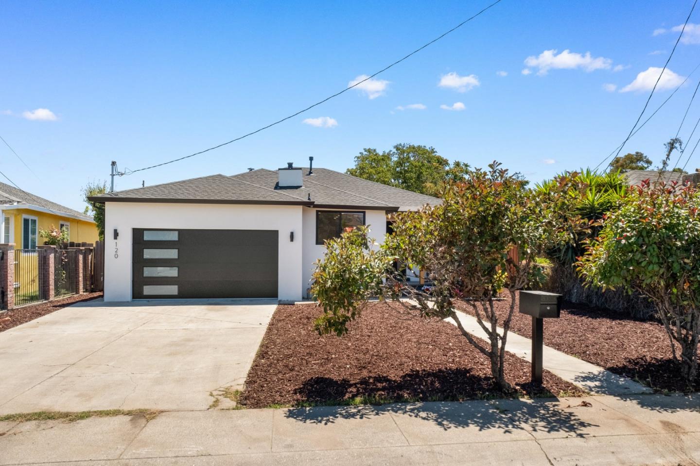 120 Abelia Way