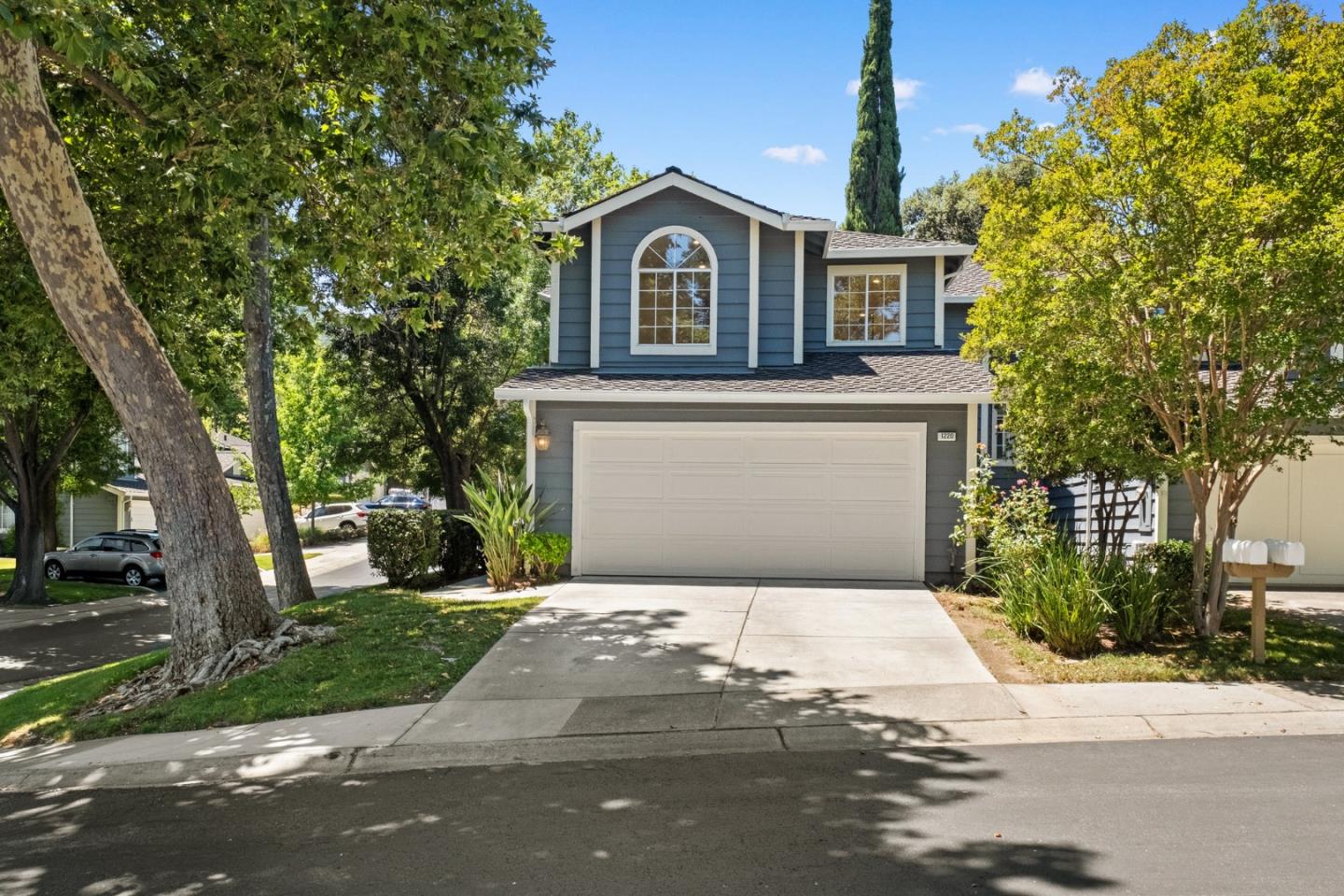 1220 Polk Spring Court