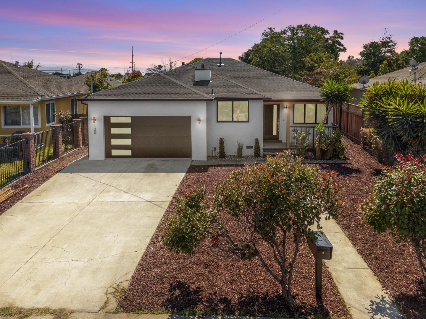 120 Abelia Way