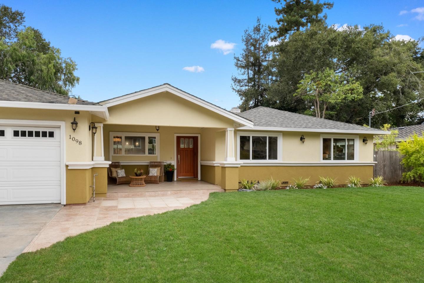 1098 Muir Way