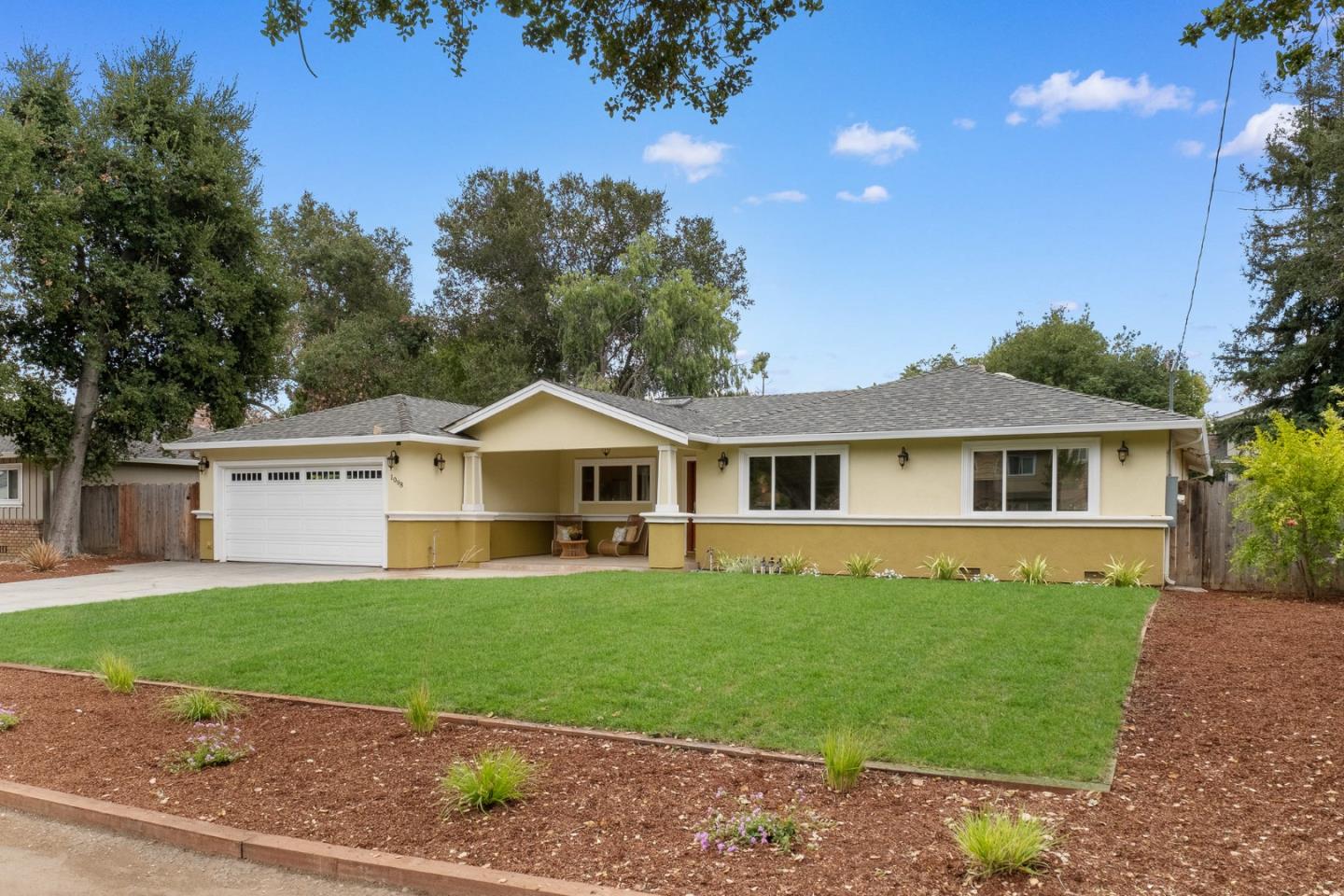1098 Muir Way