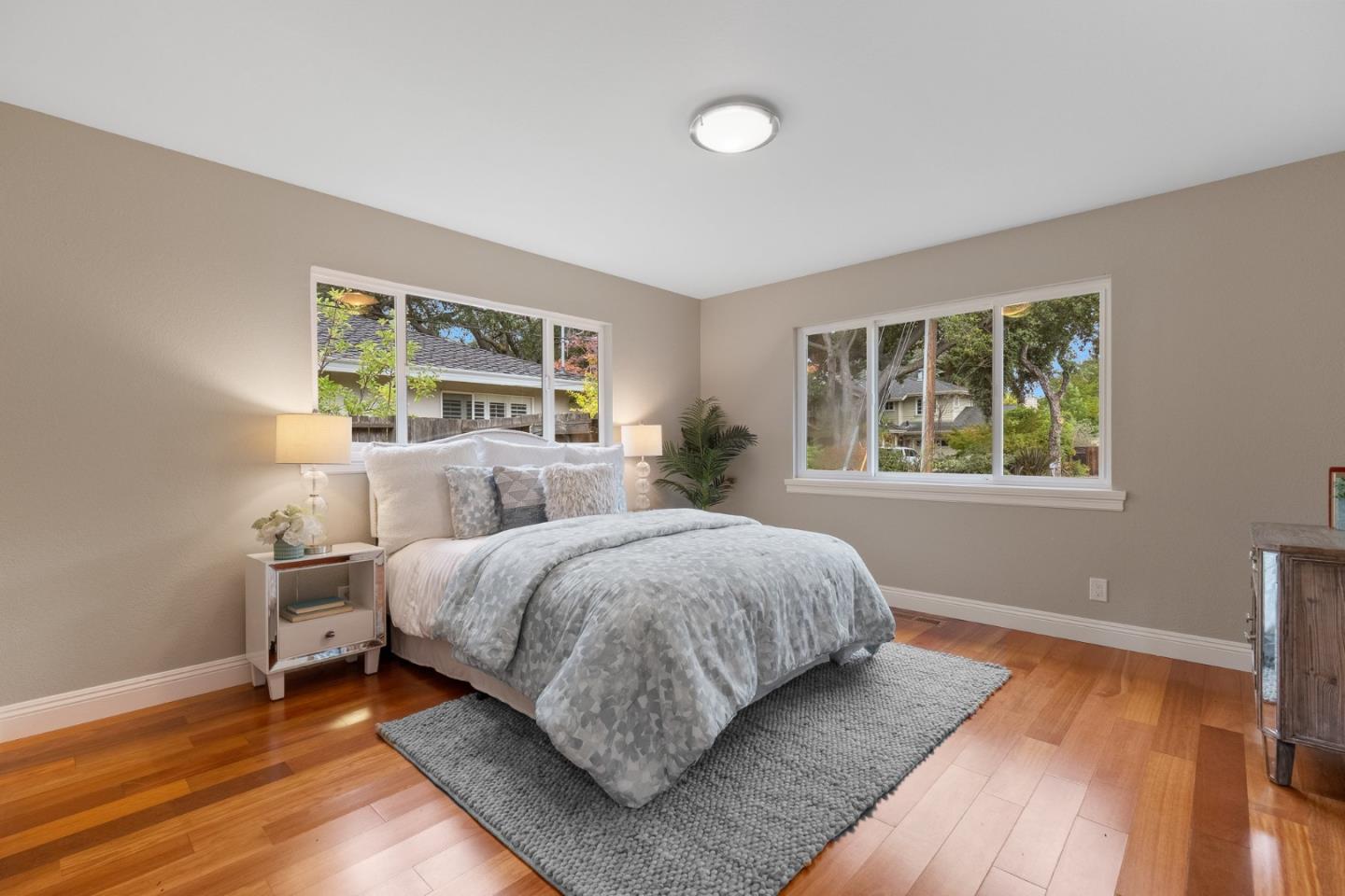 1098 Muir Way
