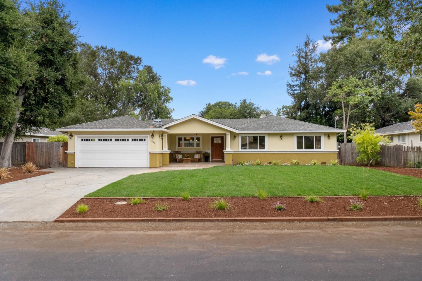 1098 Muir Way