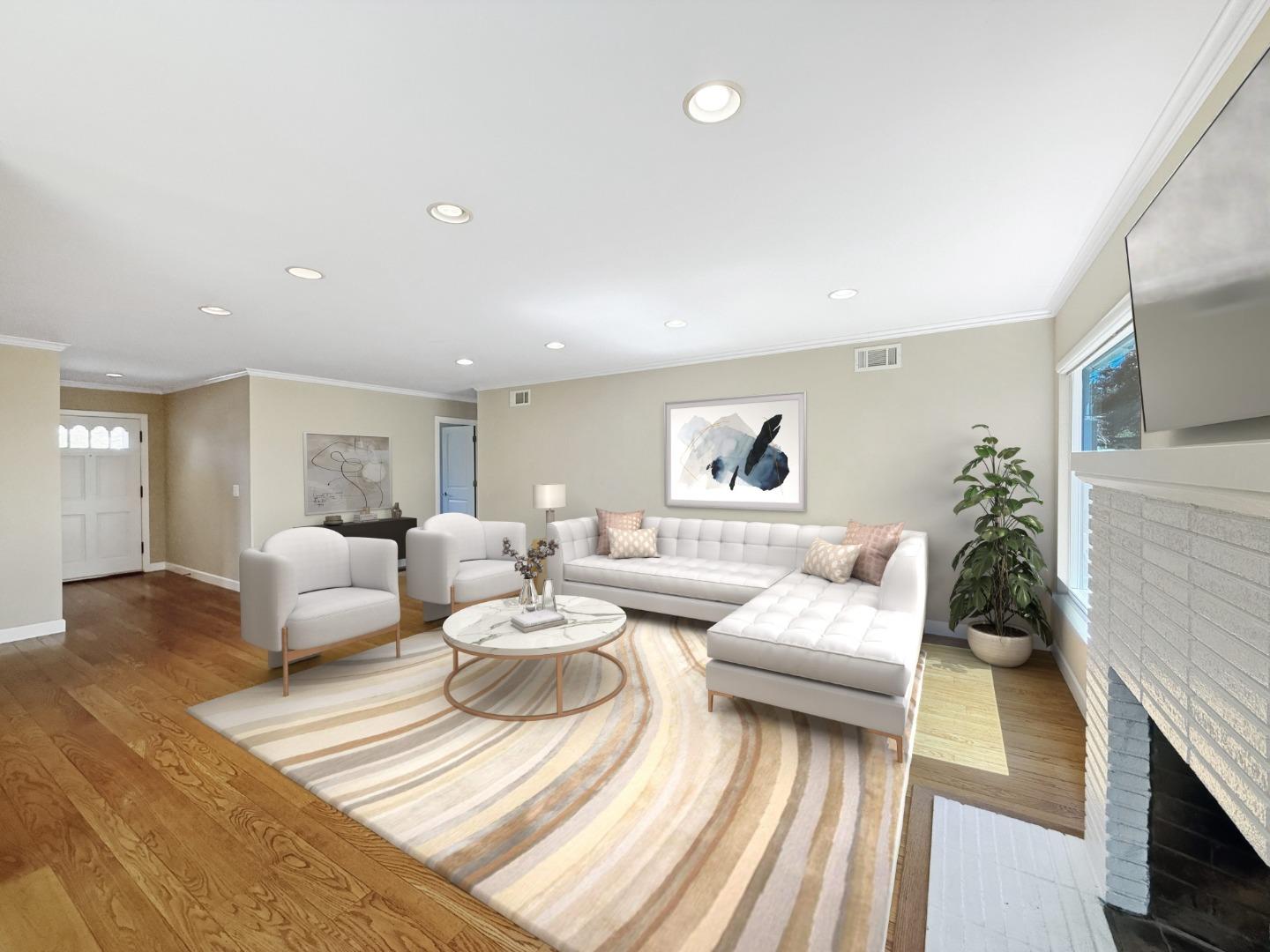 1535 Lloyd Way
