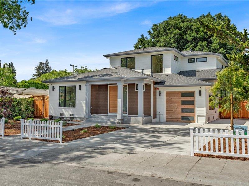 883 Rorke Way