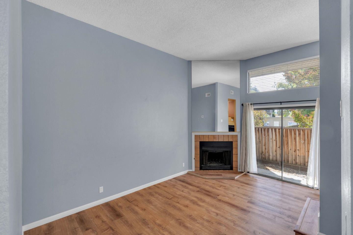 2265 Sun Glory Lane A
