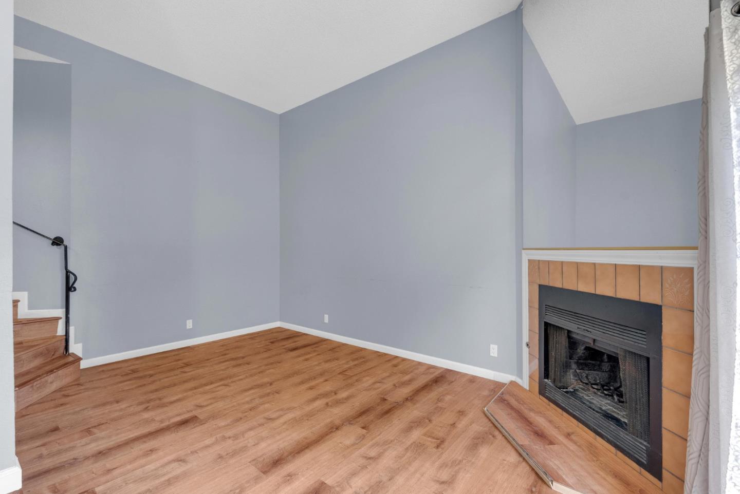 2265 Sun Glory Lane A