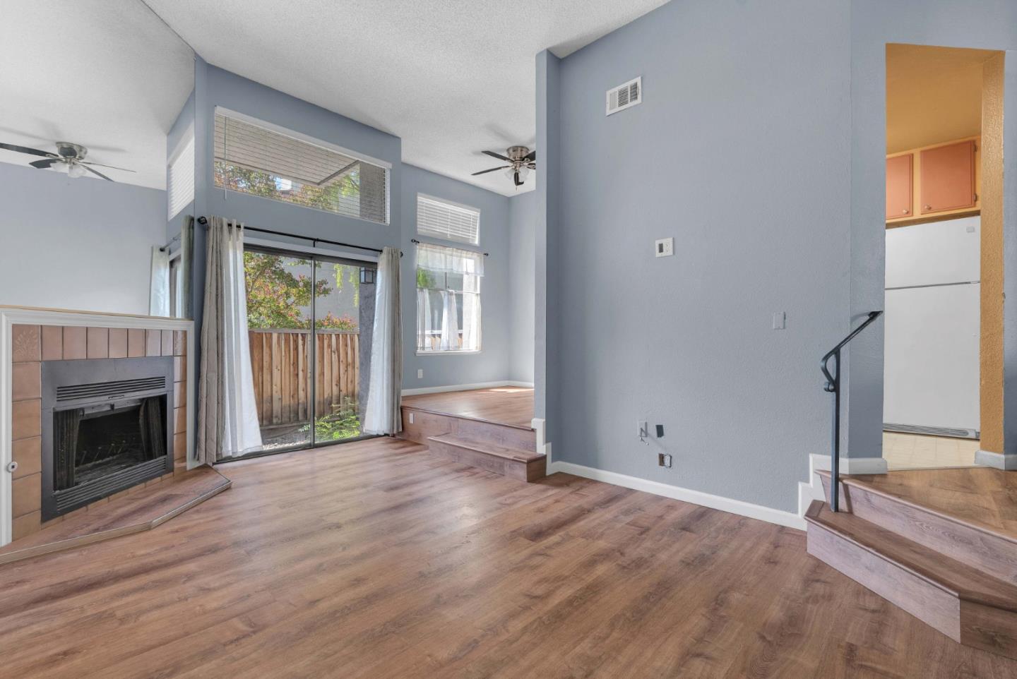 2265 Sun Glory Lane A