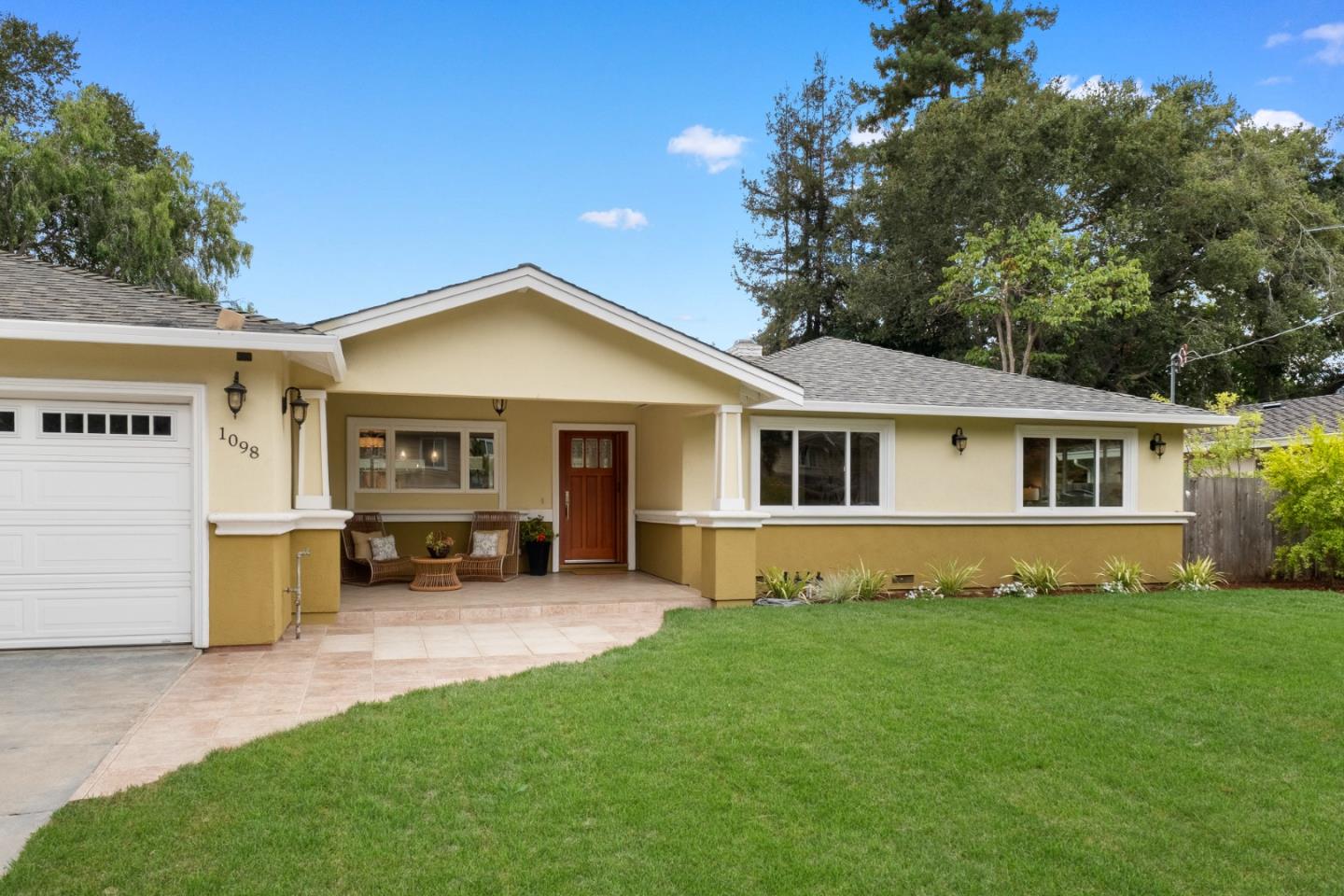 1098 Muir Way