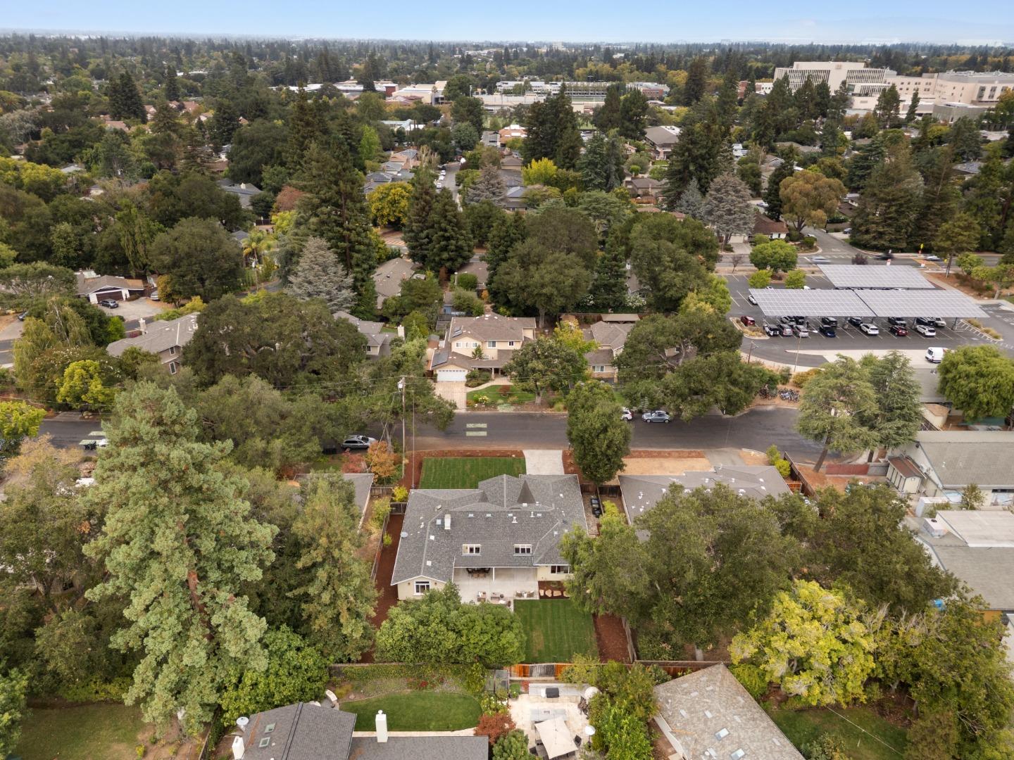 1098 Muir Way