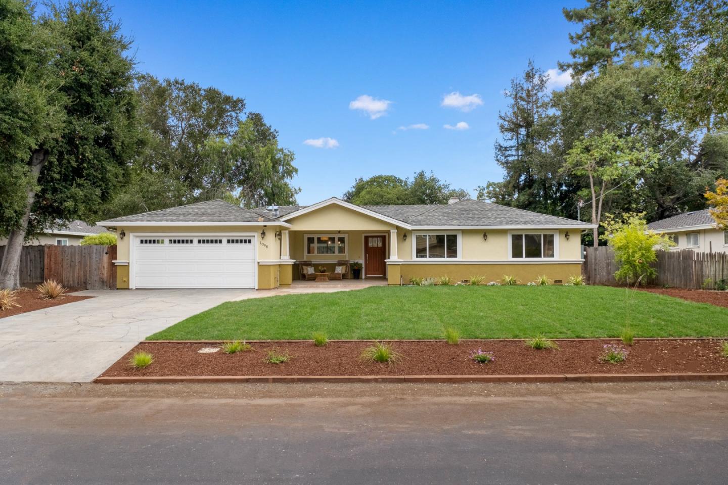 1098 Muir Way