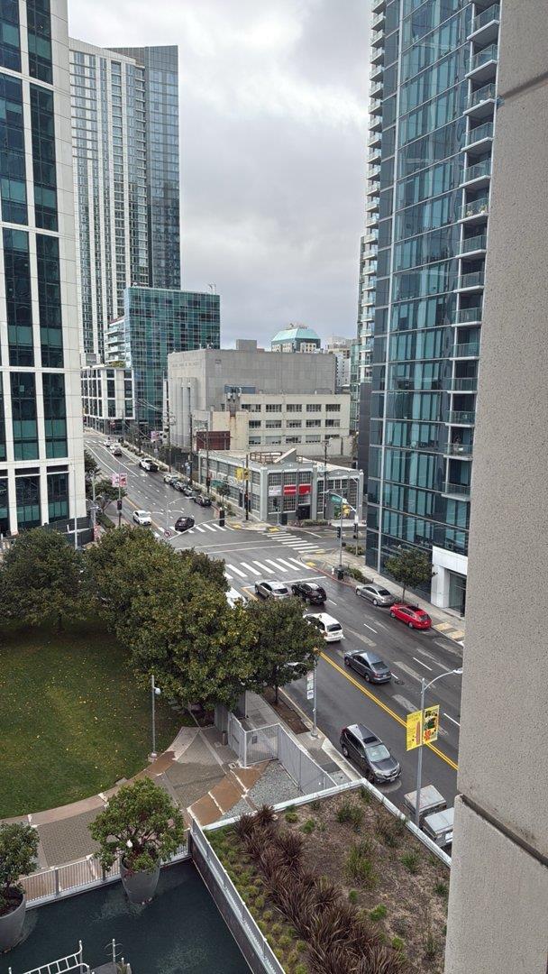 400 Beale Street 1402