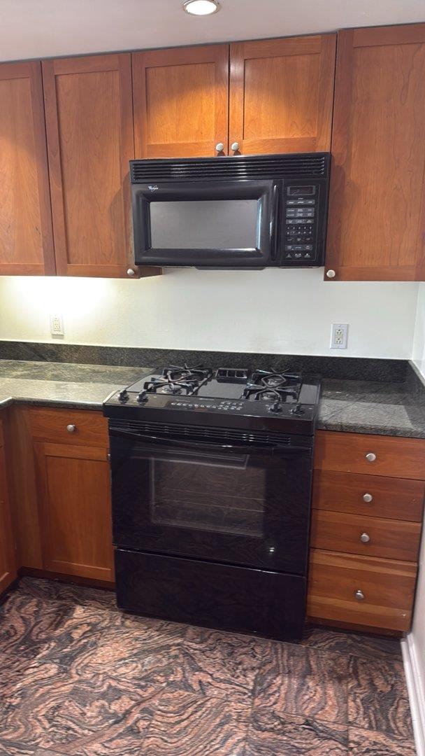 400 Beale Street 1402