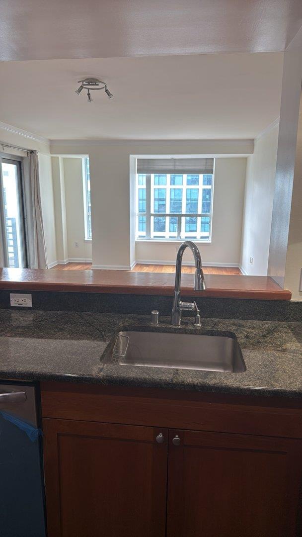 400 Beale Street 1402