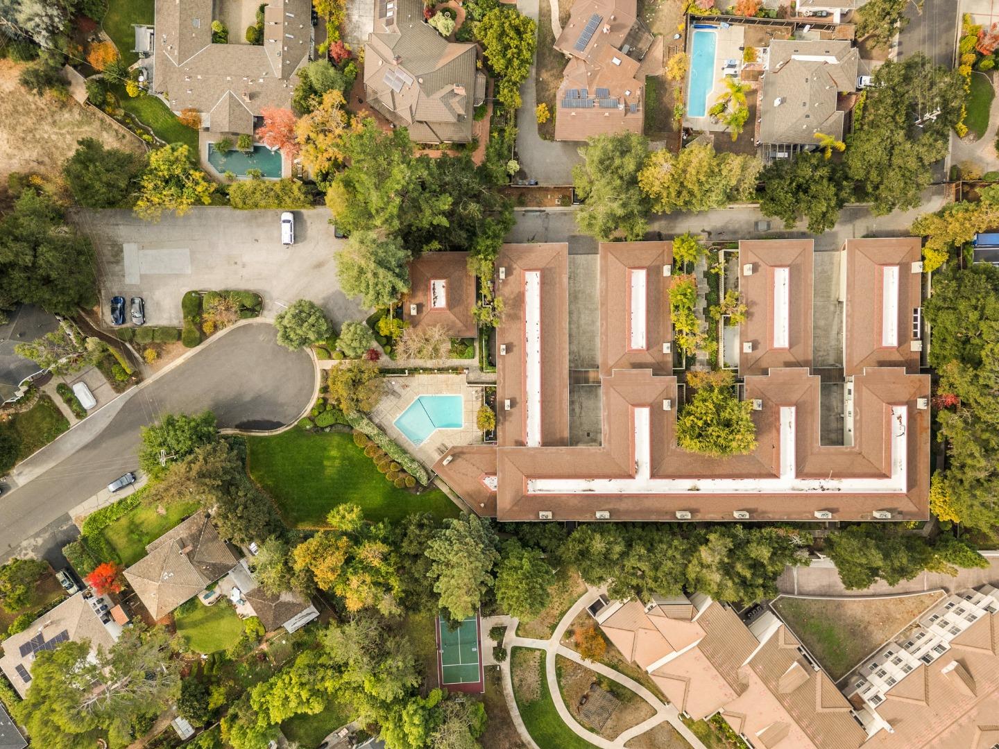 1070 Mercedes Avenue 24