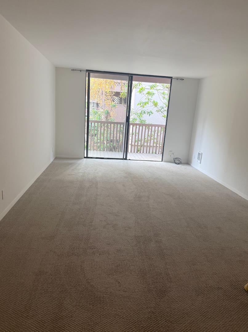 6226 Shelter Creek Lane