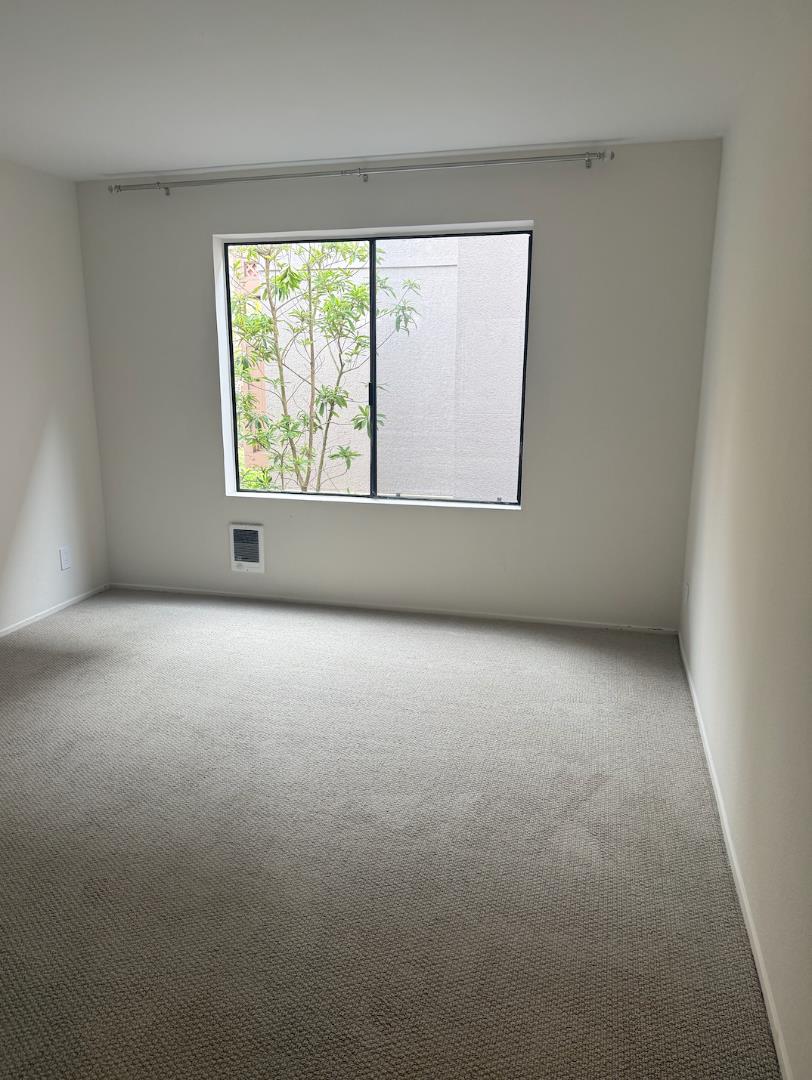 6226 Shelter Creek Lane