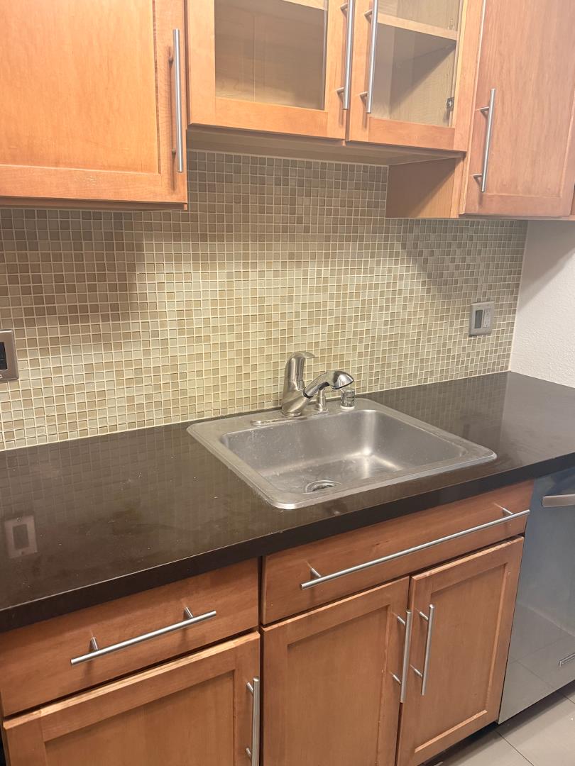 6226 Shelter Creek Lane