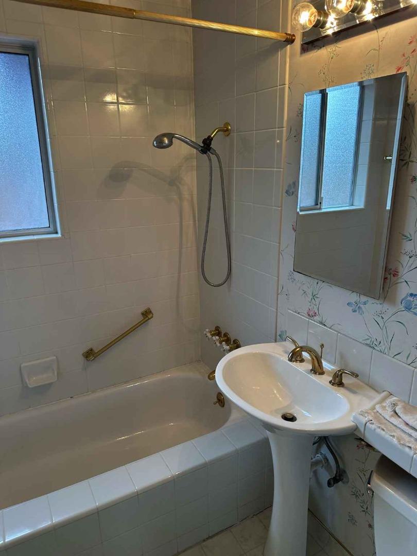 2797 Massachusetts Avenue