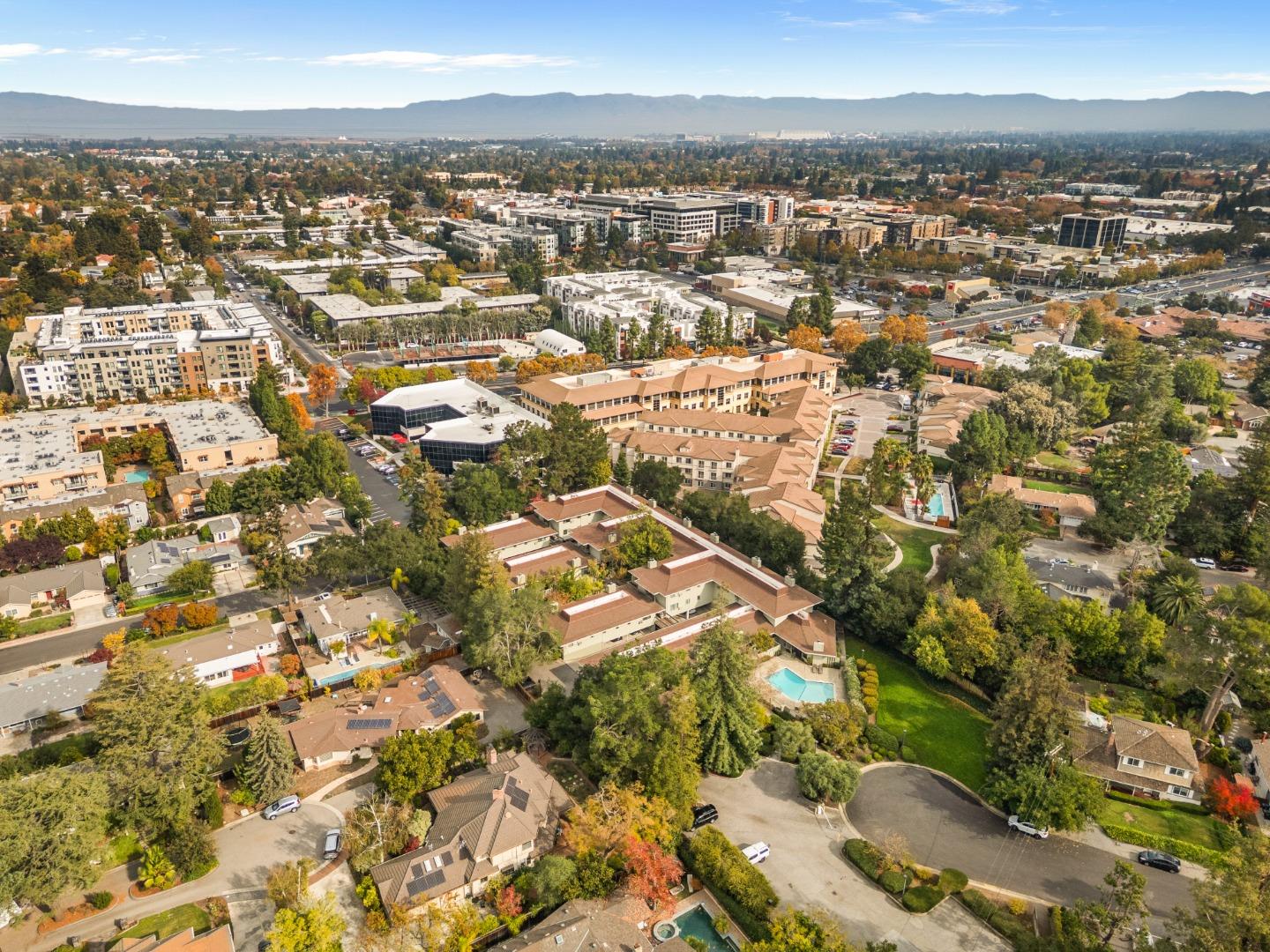 1070 Mercedes Avenue 24