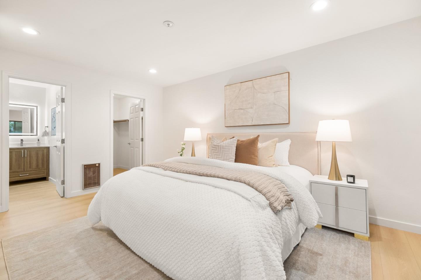 1070 Mercedes Avenue 24