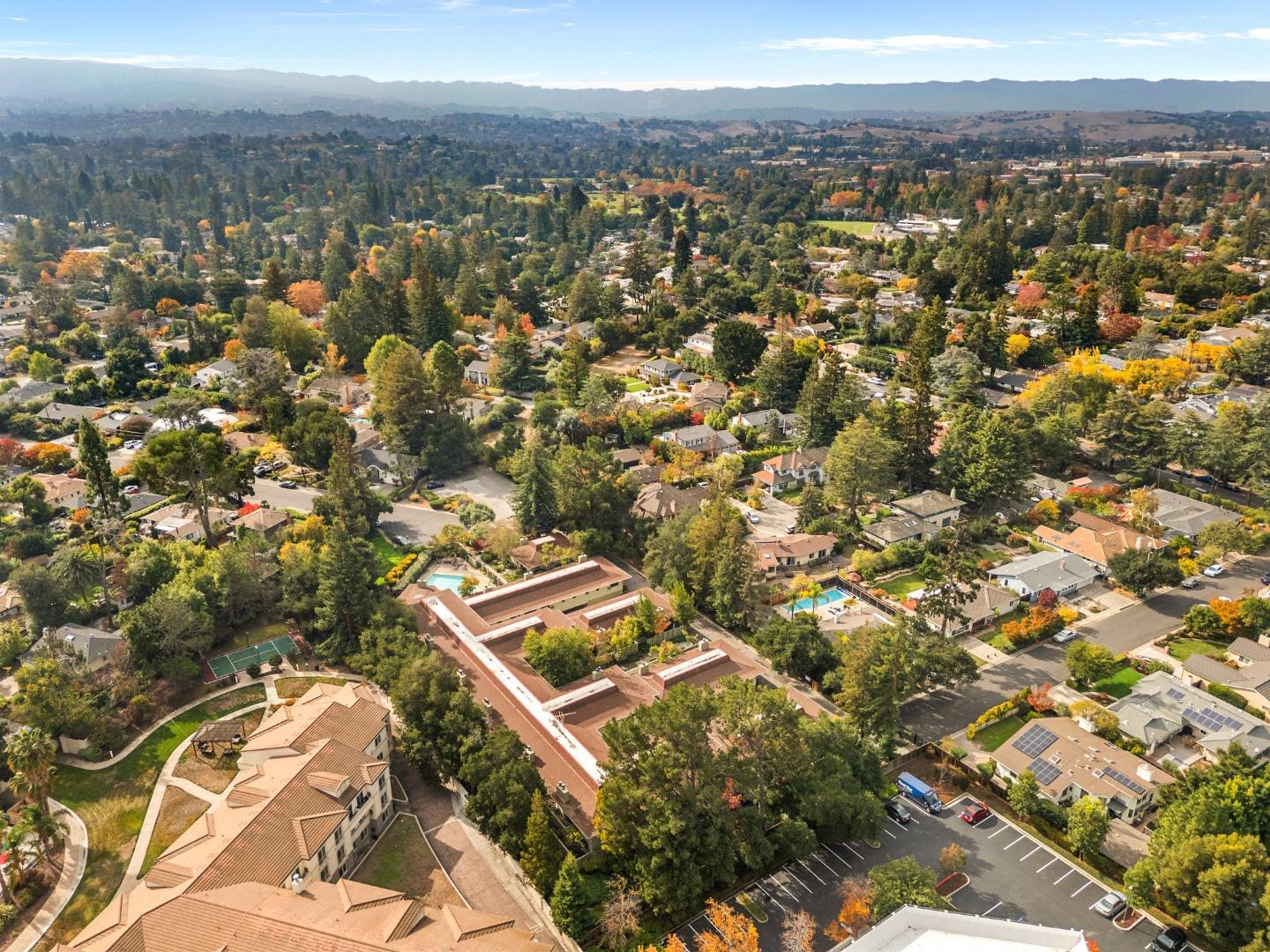 1070 Mercedes Avenue 24